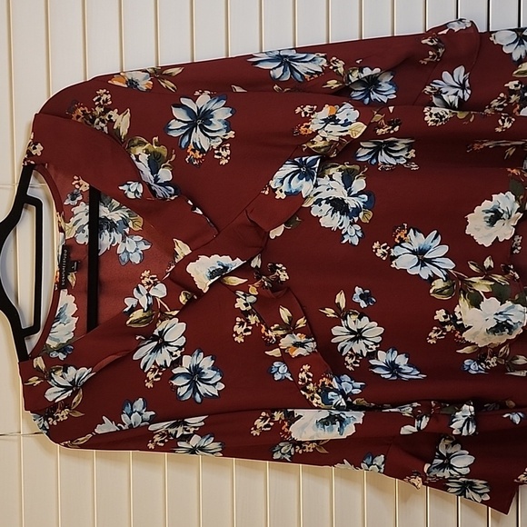 Signature Studio Tops - Signature STUDIO Floral Maroom Sheer Bell Sleeve Ruffled Top Large